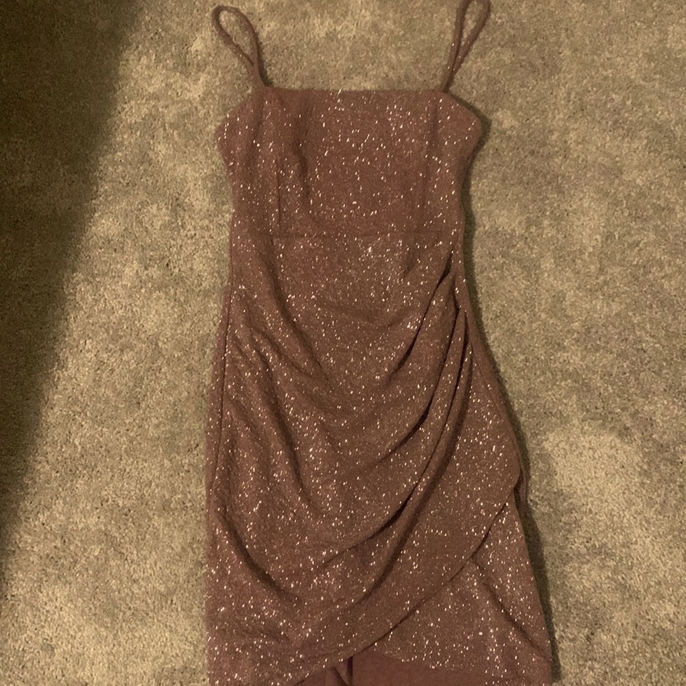 Beautiful dress!!! Size small- smoke free home. Worn once like new